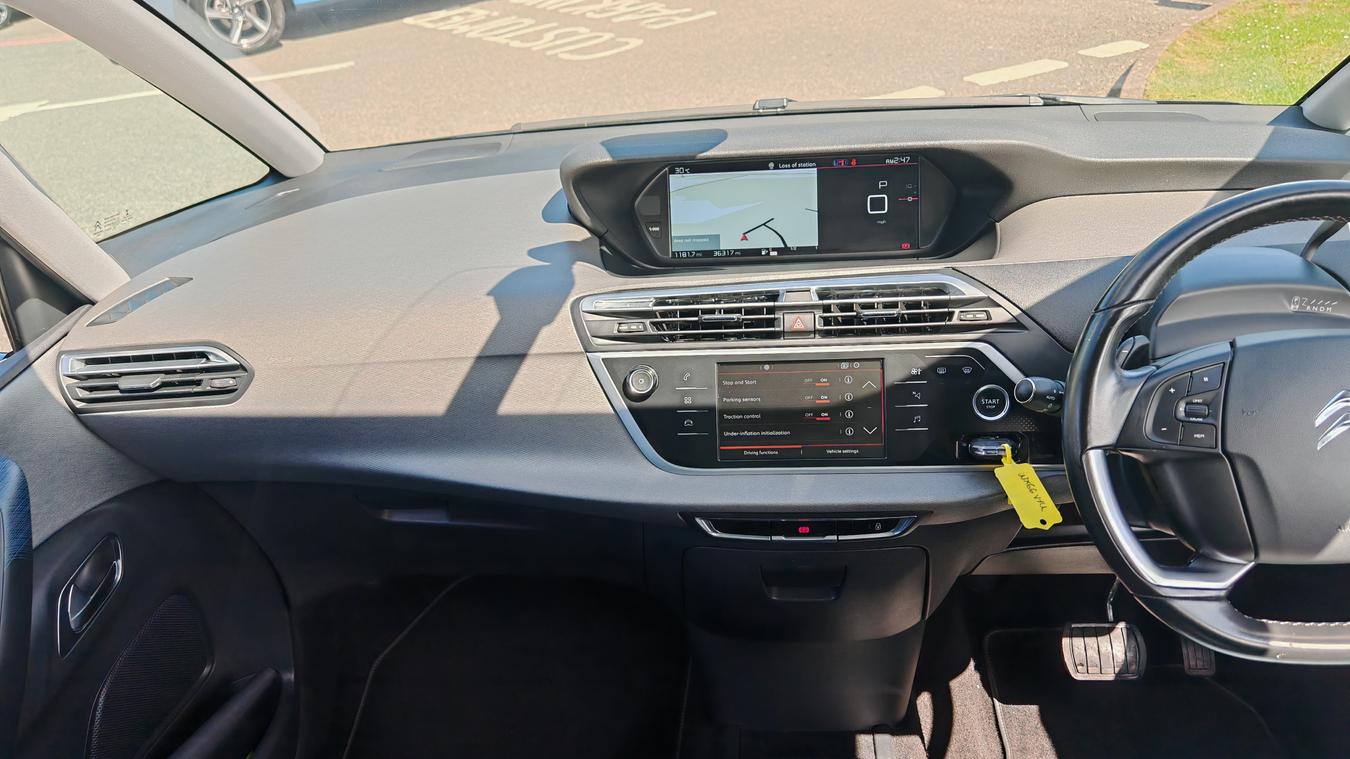 Used Citroen C4 Picasso WX66VYU 28