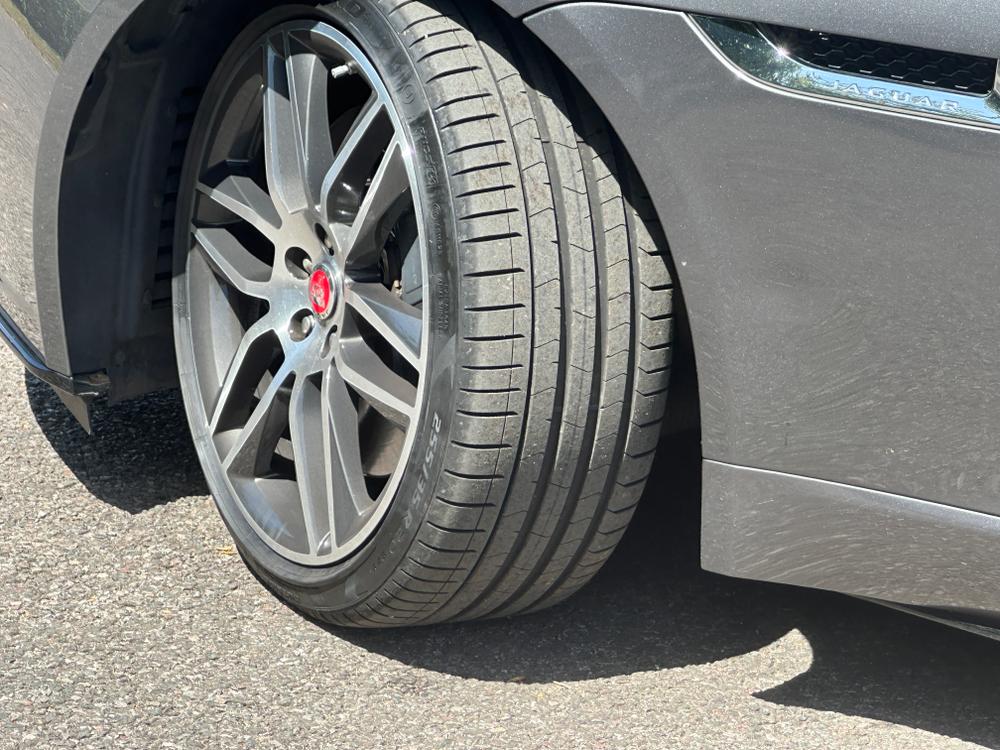 Used Jaguar F-Type OW17DWC 34