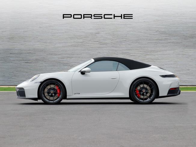 PORSCHE 911 Photo 6