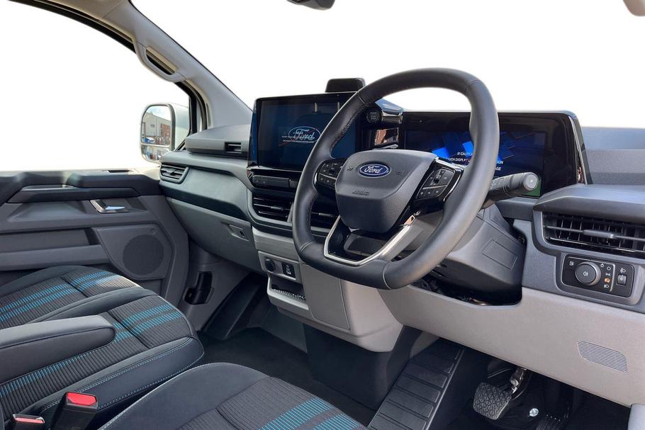 Used Ford TRANSIT CUSTOM CUSTOMSPORT3 15
