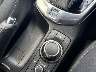 Mazda Mazda2 Photo 18