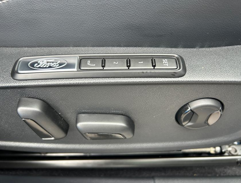 Ford Capri Photo cba31684-d270-4cae-bd9d-35b26d791ea5.jpg