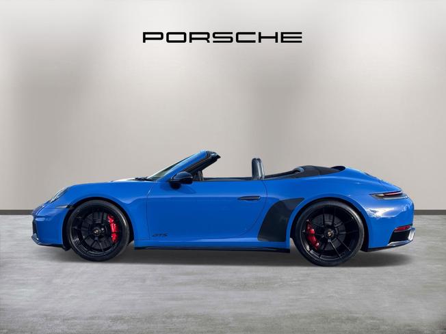 PORSCHE 911 Photo 8