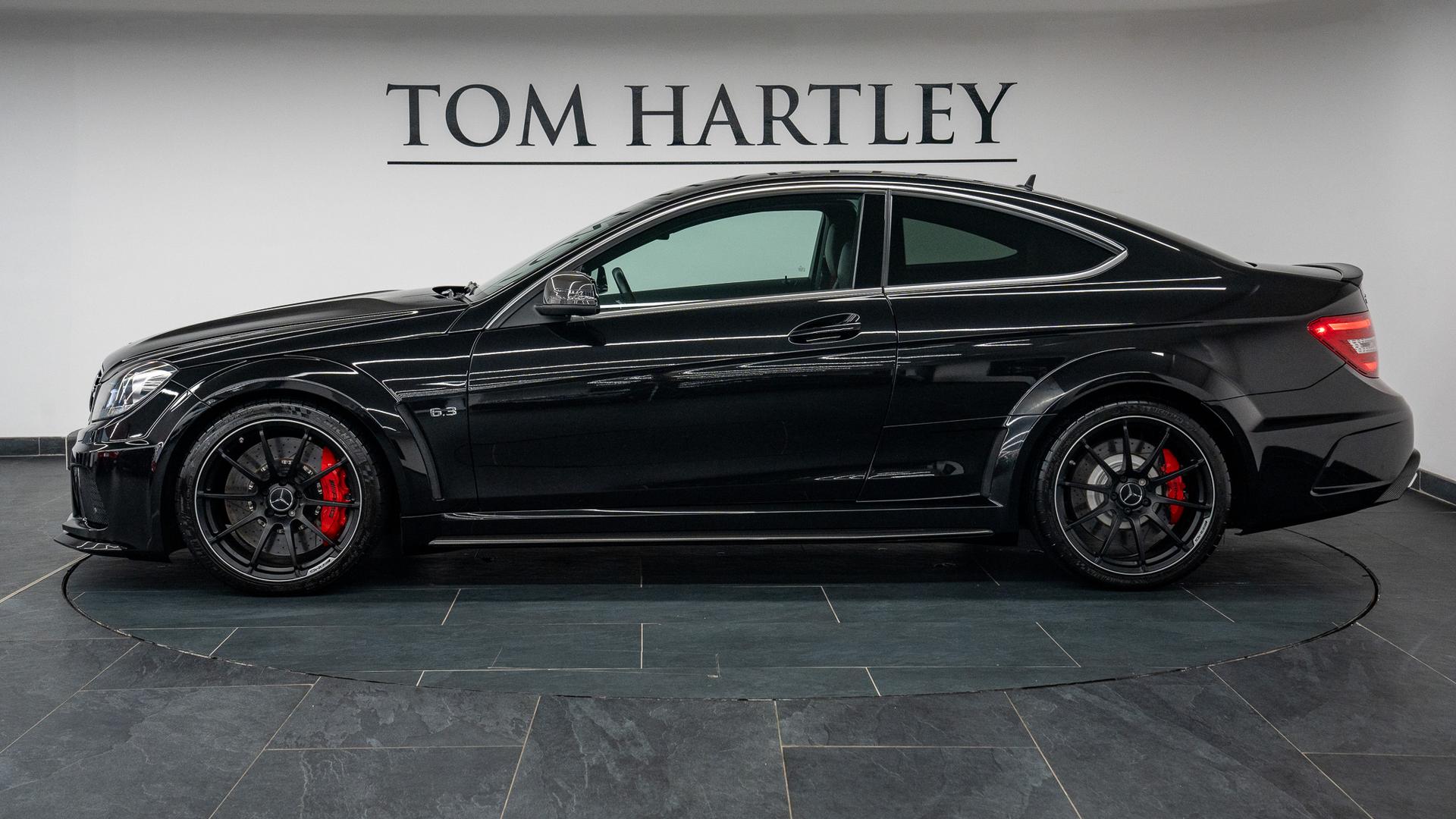 Mercedes-Benz C63 AMG Photo cbb0cb7b-1572-4ffb-b895-b64ec49b48a7.jpg