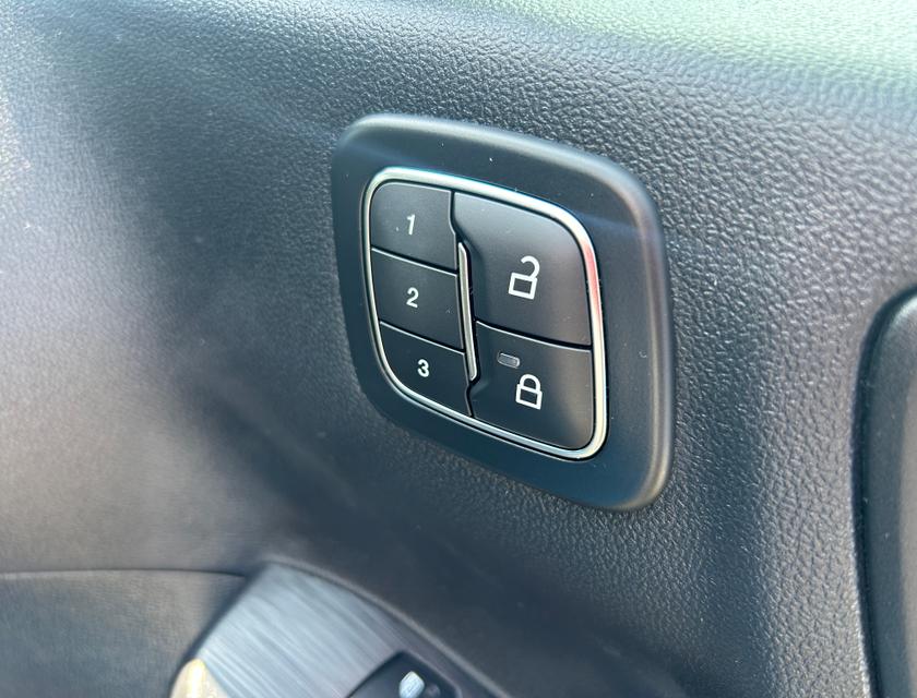 Ford Kuga Photo cbc59c87-18e3-415c-ac78-a4f66ca96262.jpg