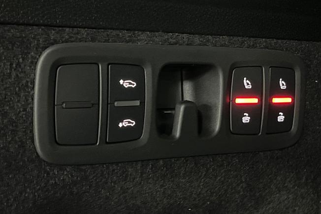 AUDI Q7 Photo 32