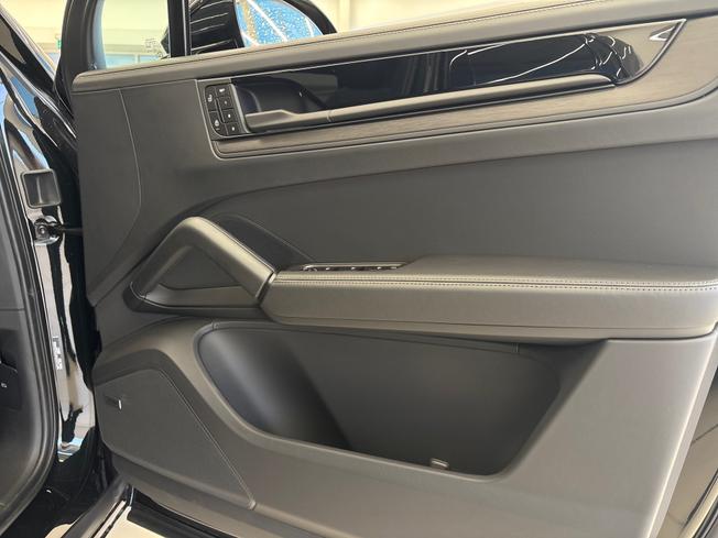 PORSCHE Cayenne Photo 20