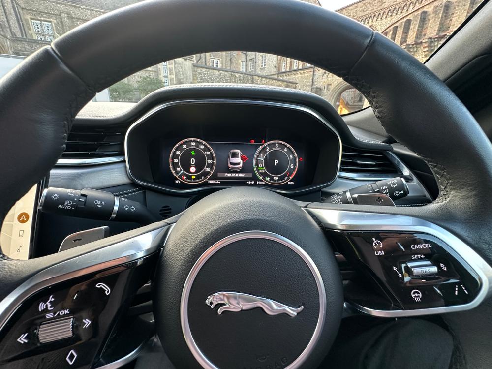 Used Jaguar F-PACE KP73HNM 39