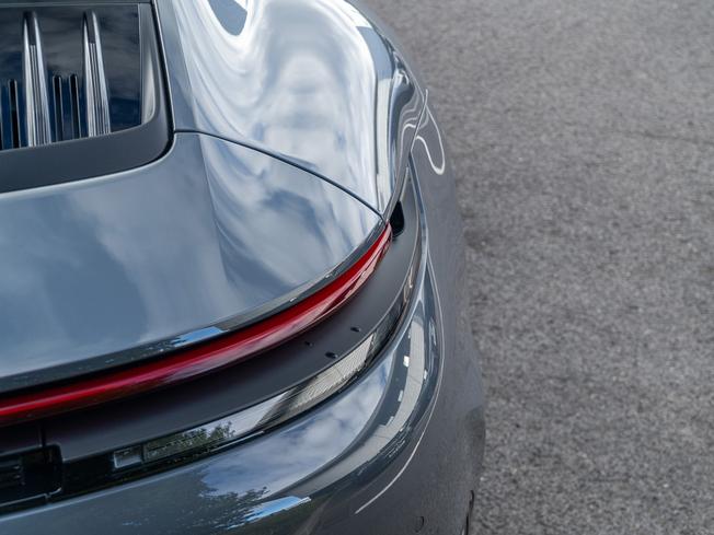 PORSCHE 911 Photo 39