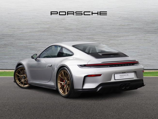 PORSCHE 911 Photo 2