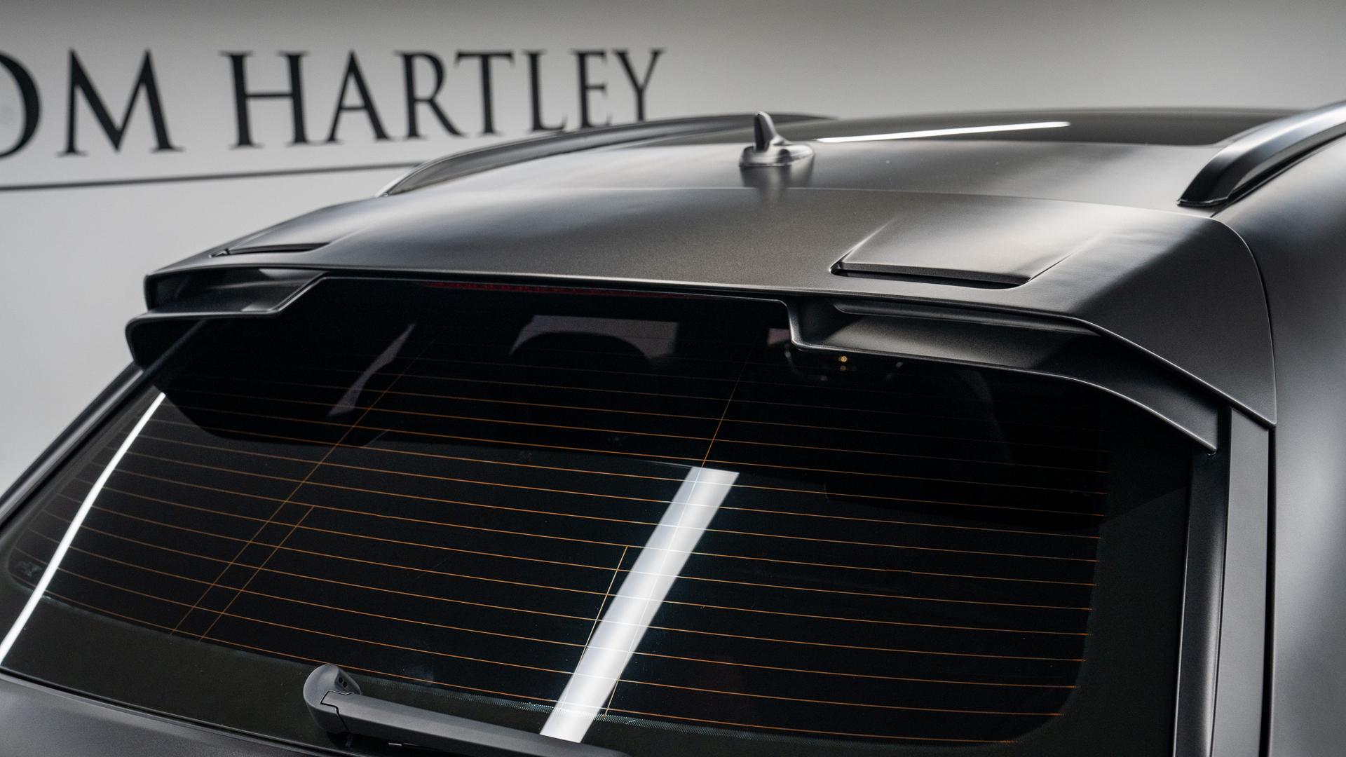Bentley Bentayga V8 Centenary Edition Photo cbff685e-cb32-415c-94a2-379ba36ba029.jpg