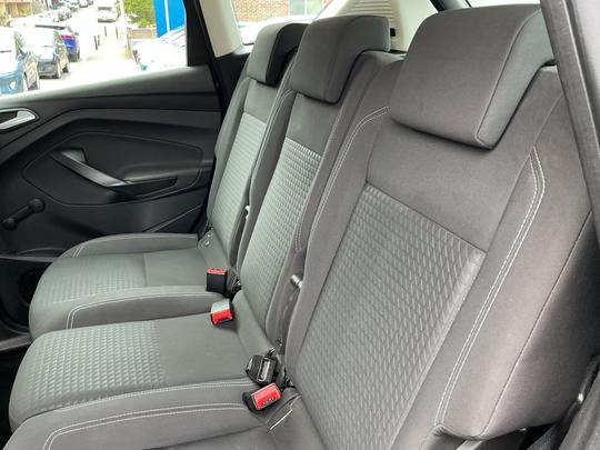 Ford C-Max Photo 35