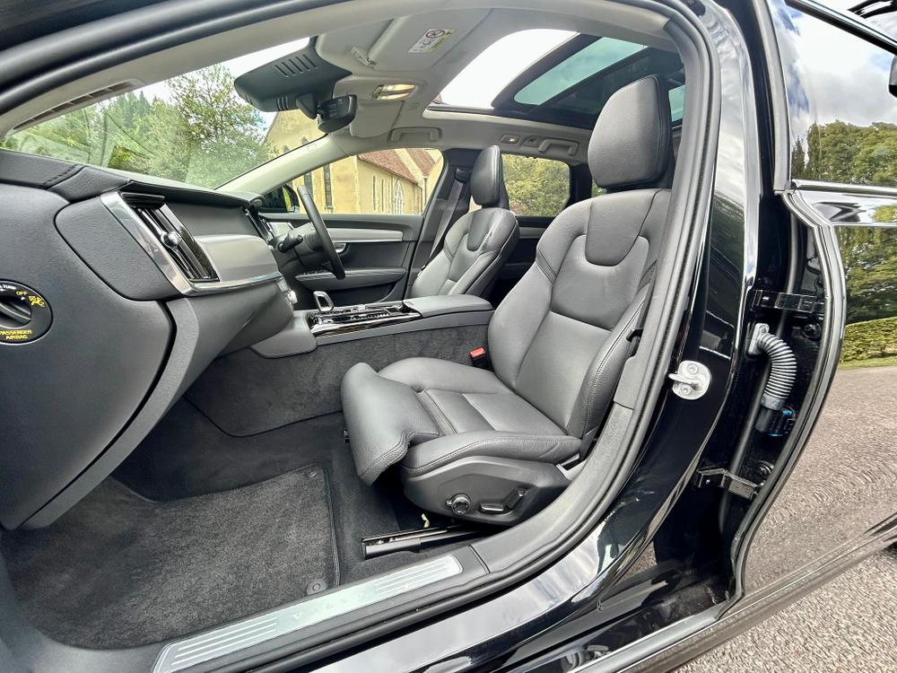 Used Volvo V90 RJ74MXU 25