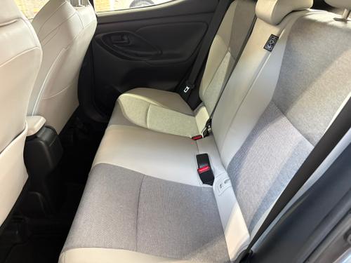 Toyota Yaris Photo cc0cf85e-93c8-407c-a6ce-746086a83acc.JPEG