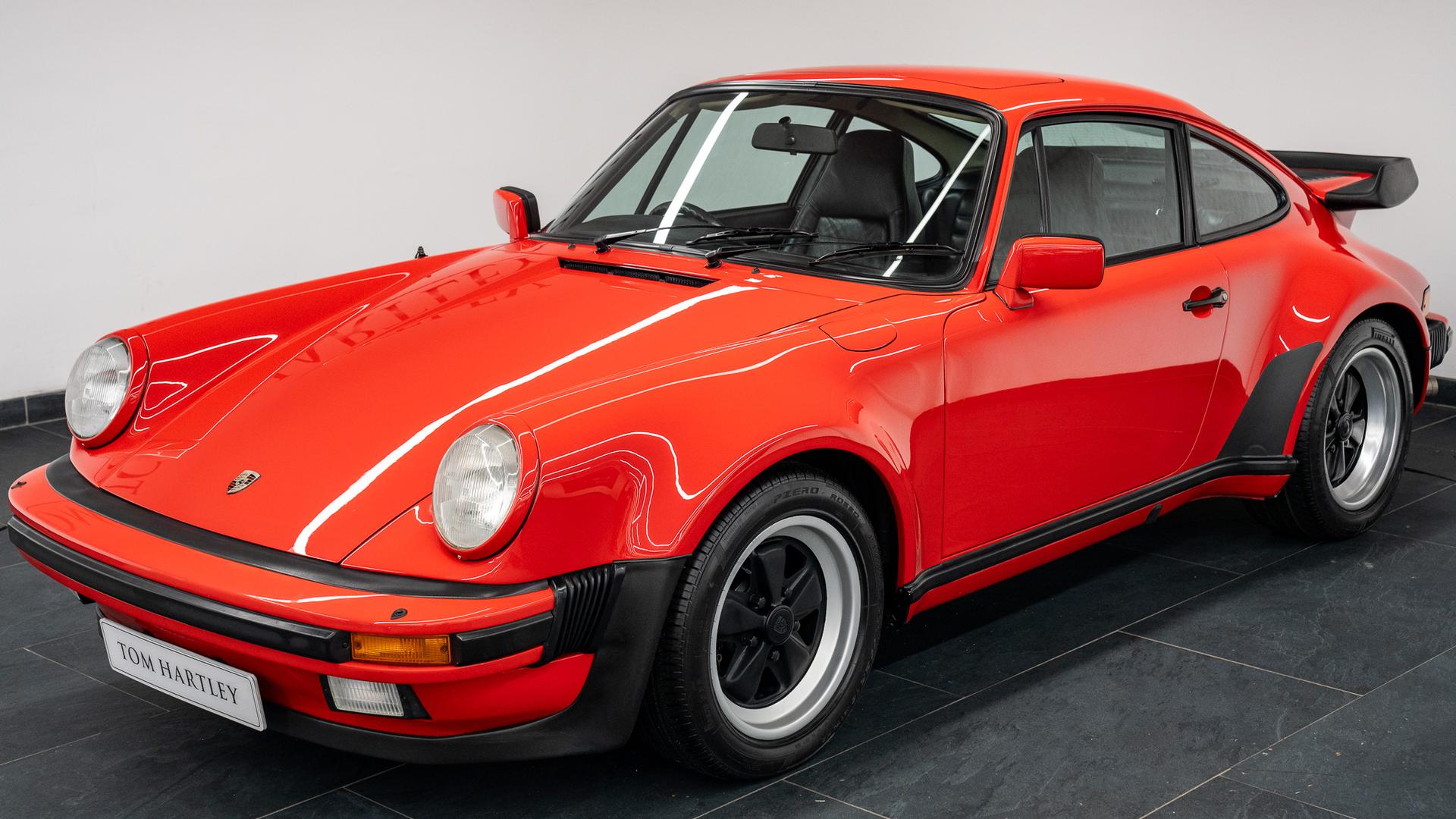Porsche 911 Photo cc0dae7a-c78d-49fa-bc61-162839050159.jpg