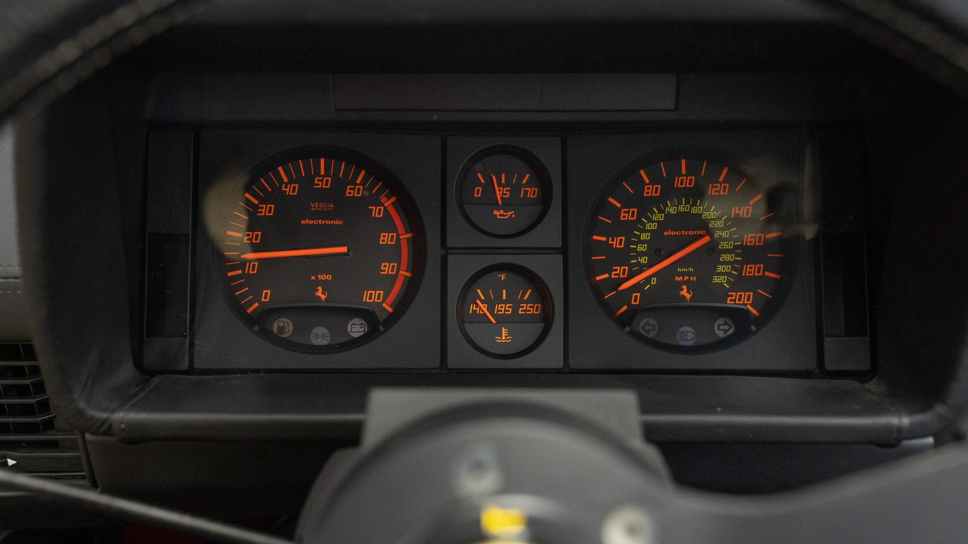 Ferrari Testarossa Photo cc22ca01-c5d2-4fca-81a3-c23fcce0279f.jpg