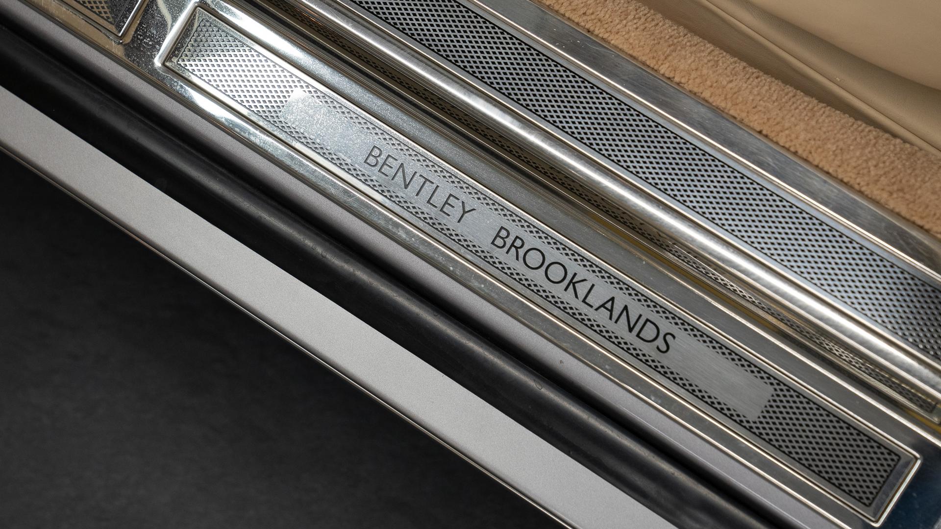 Bentley Brooklands Photo cc2b2906-c065-4eb7-b1b4-6d8719601e0e.jpg