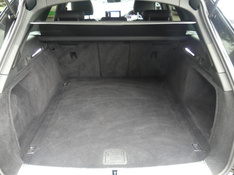 Audi A4 Avant Photo cc491ba5-7cf6-42d7-8e01-3b1c746037fa.jpg