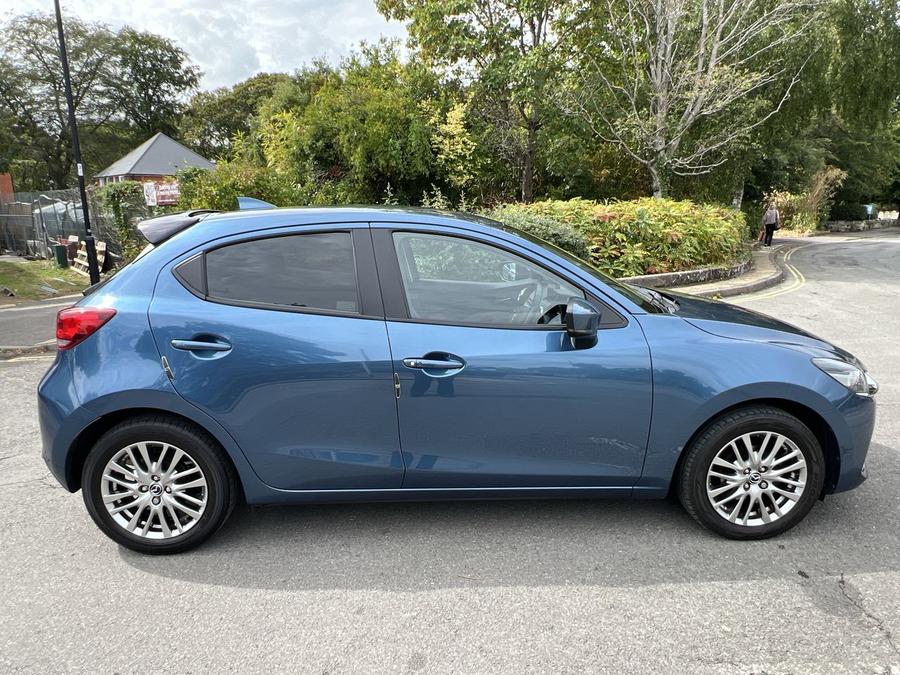 Mazda Mazda2 Photo cc54156d-3c93-40f8-bb92-c26732362a8a.jpg