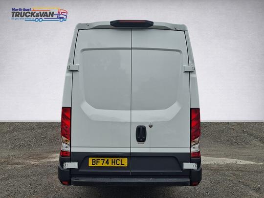Iveco DAILY LWB AUTO Photo
