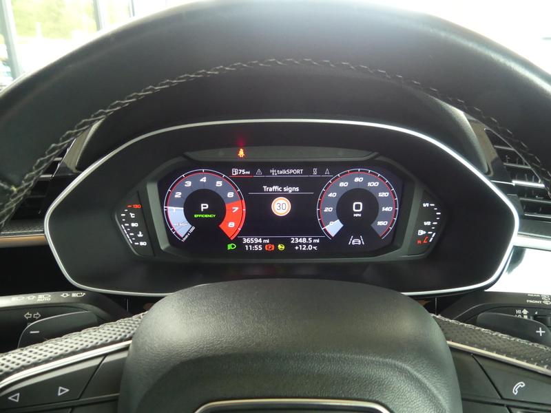 Audi Q3 Photo cc5f2b5a-cf43-4bf1-b039-a9fe9fe5a542.jpg