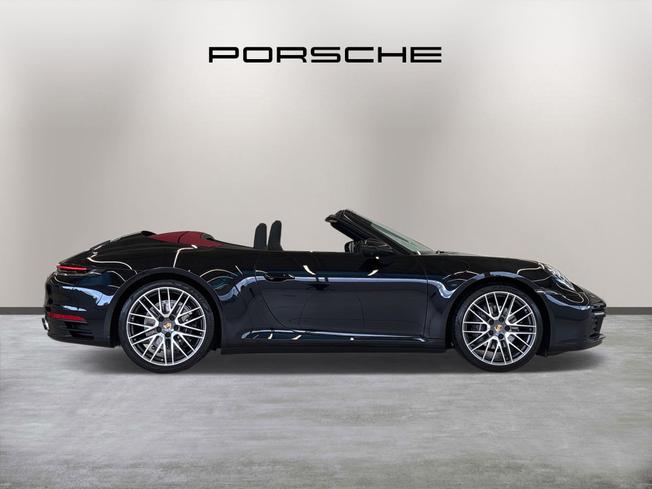 PORSCHE 911 Photo 16