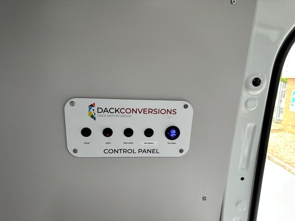 MAXUS Deliver 9 26 Reg Photo cc6fc41f-0c7d-4f17-9fb5-d8c29ad8a873.jpg