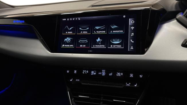 AUDI e-tron GT Photo 9