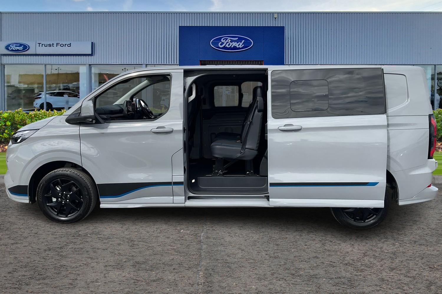 Ford TRANSIT CUSTOM Photo 5