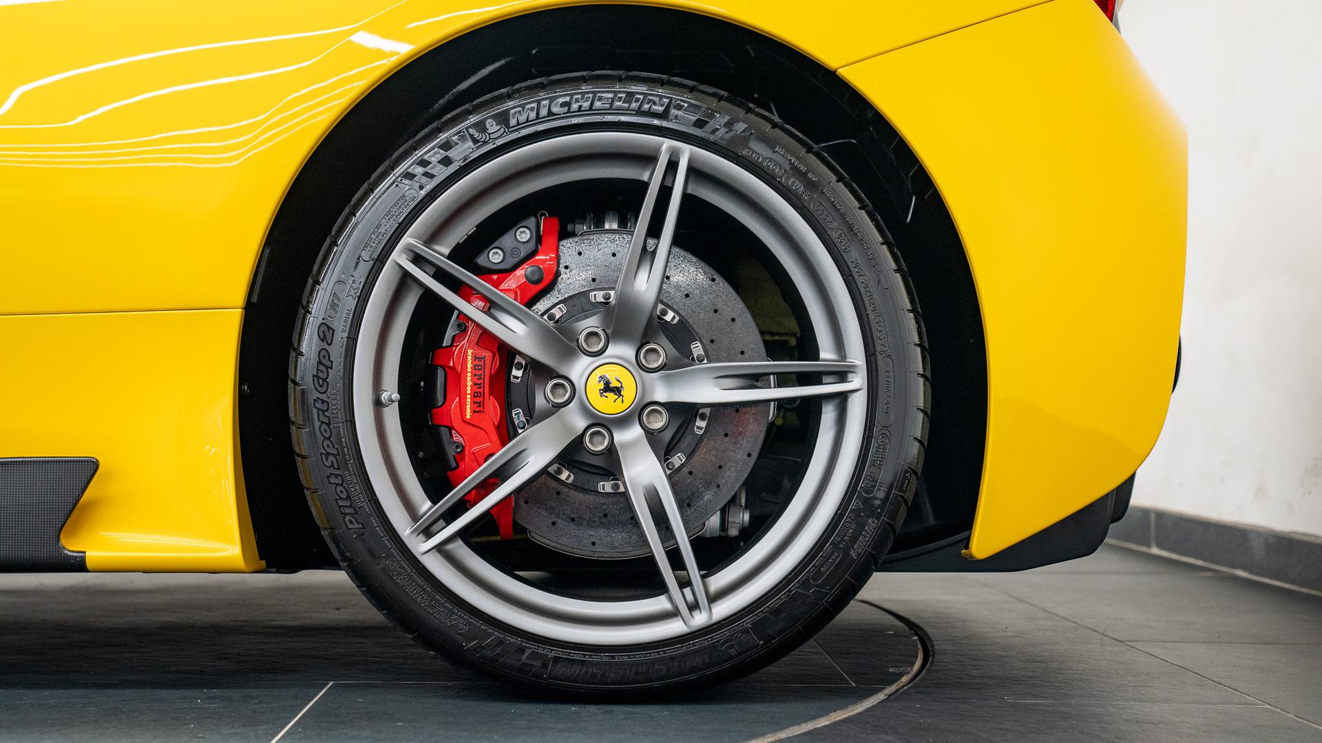 Ferrari 458 Photo cc8f007d-d7ae-4a9c-8351-5ef3040b308e.jpg