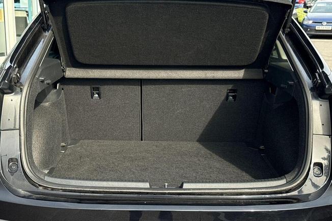 VOLKSWAGEN Taigo Photo 10