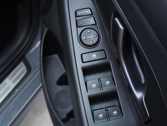 Hyundai i30 Photo ccb43aa7-2dd2-498b-ab50-3cb29c11c49d.jpg