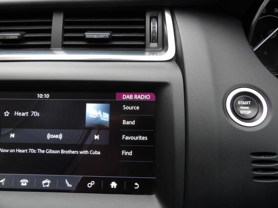 Used Jaguar E-PACE YK20UZL 25