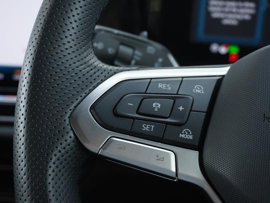Volkswagen Tiguan Photo cce3456f-07dd-4af8-9be2-dea3b55f8bdf.jpg