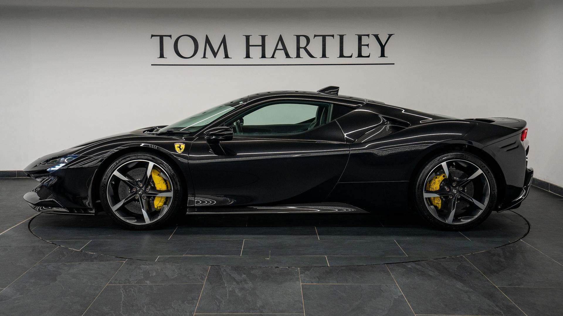 Ferrari SF90 Photo cce793c8-bea2-489f-949a-d51c70bb5615.jpg
