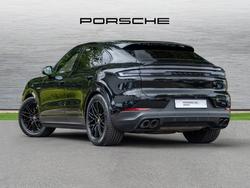 PORSCHE Cayenne Photo 2