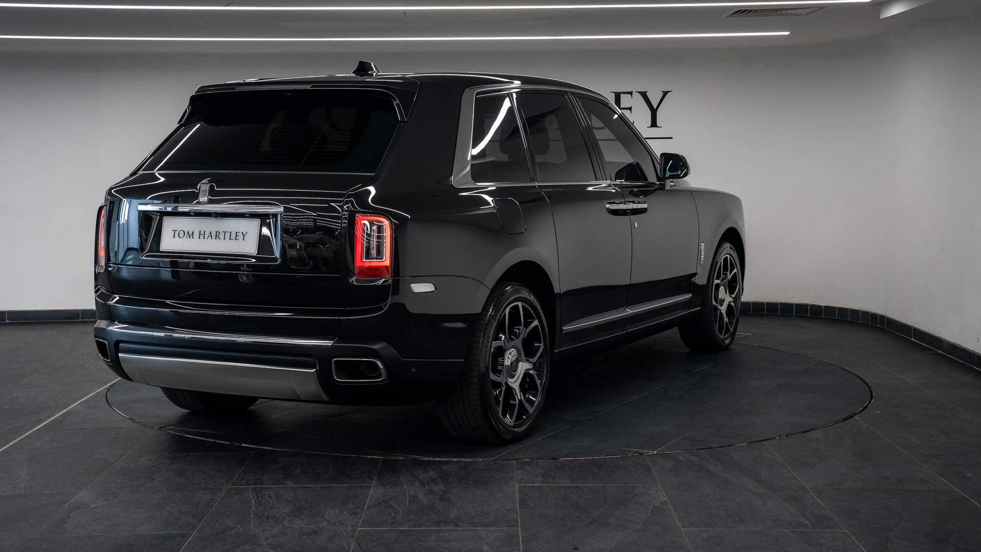 Rolls-Royce Cullinan Photo ccec5b61-481d-4d75-86cc-7865de4cf652.jpg