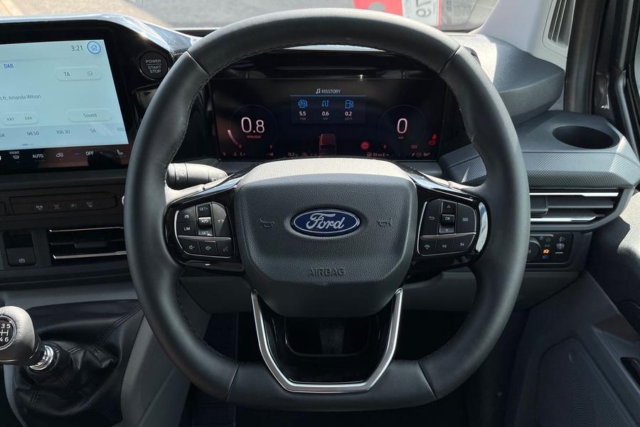 Ford TRANSIT CUSTOM Photo cced3d43-5020-4602-9f14-158b50fe017b.jpg