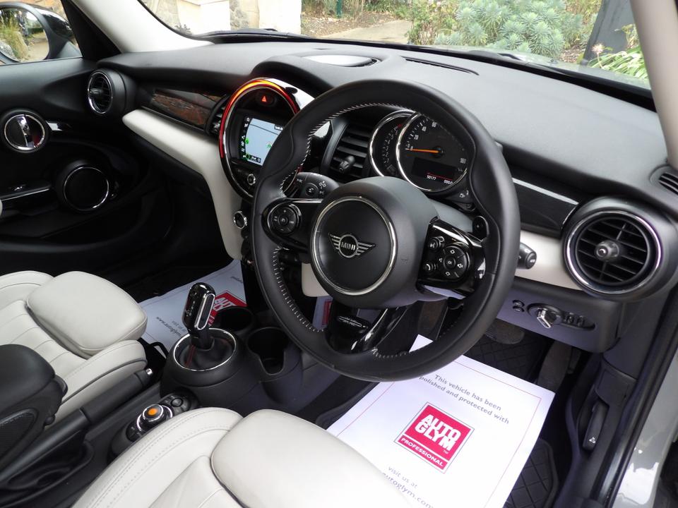 Used MINI Hatch YK19PVA 7