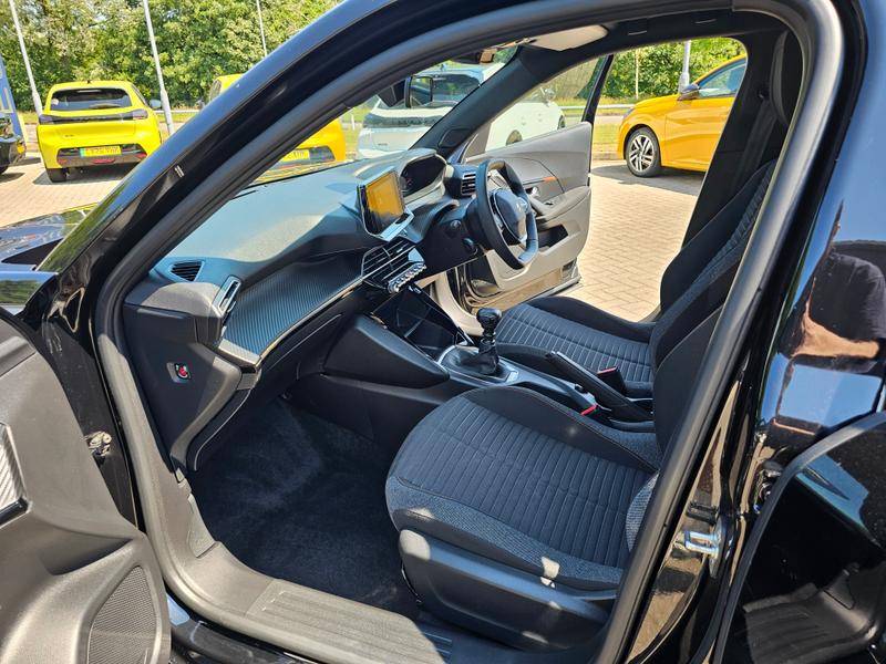 2023 23 PEUGEOT 2008