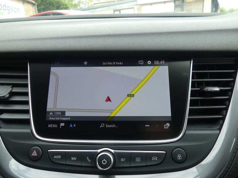 Vauxhall Grandland X Photo cd31d2ec-cbd9-437a-af02-09c38ac4385c.jpg