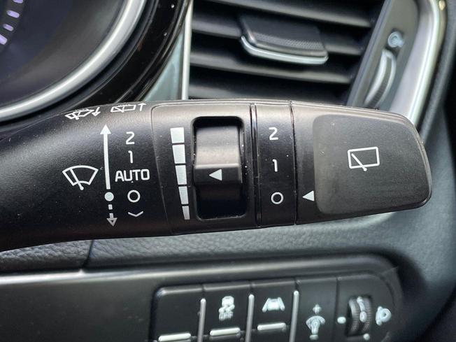 KIA Ceed Photo 38