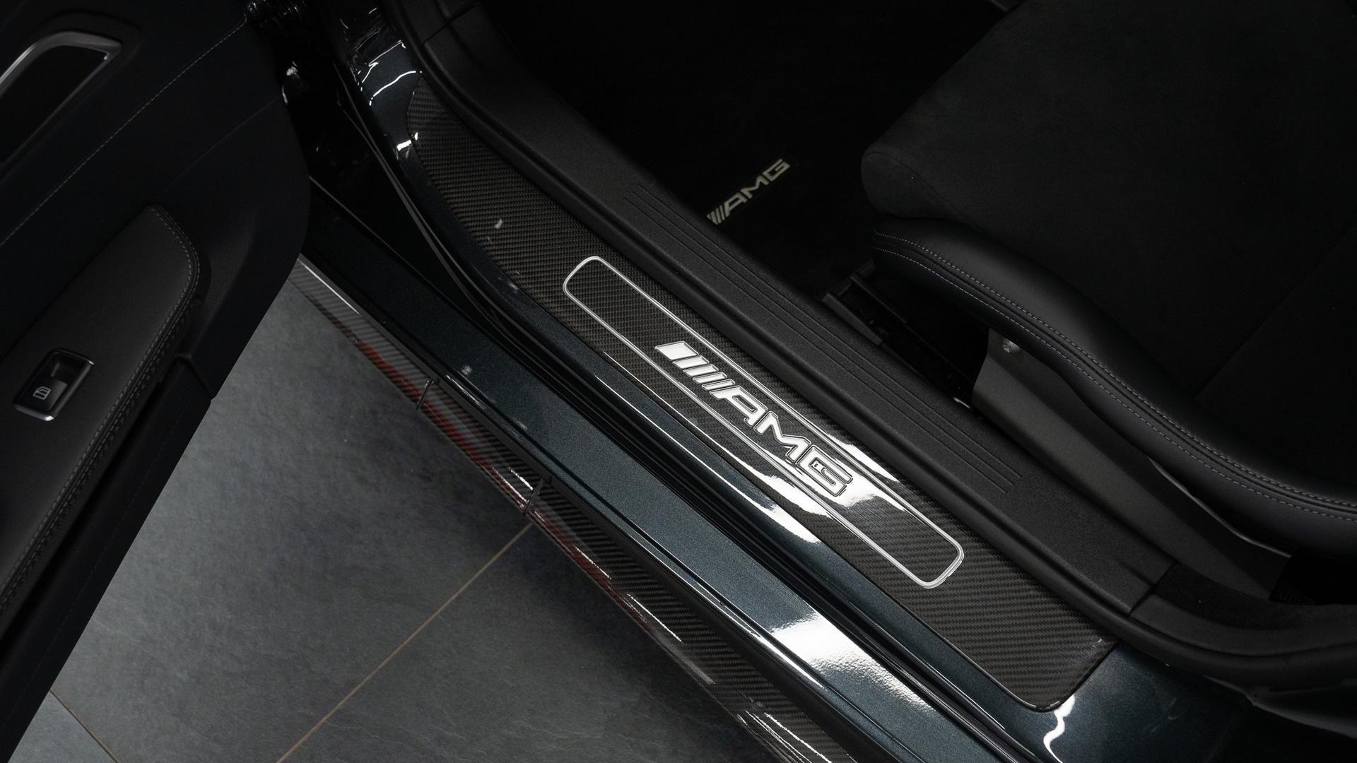 Mercedes-Benz AMG GT Photo cd877ead-d0e7-4bd1-a49b-8cb006079890.jpg