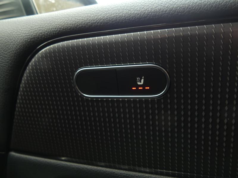 Mercedes-Benz B Class Photo cd88c2df-6a5a-4226-976a-261b960f1633.jpg