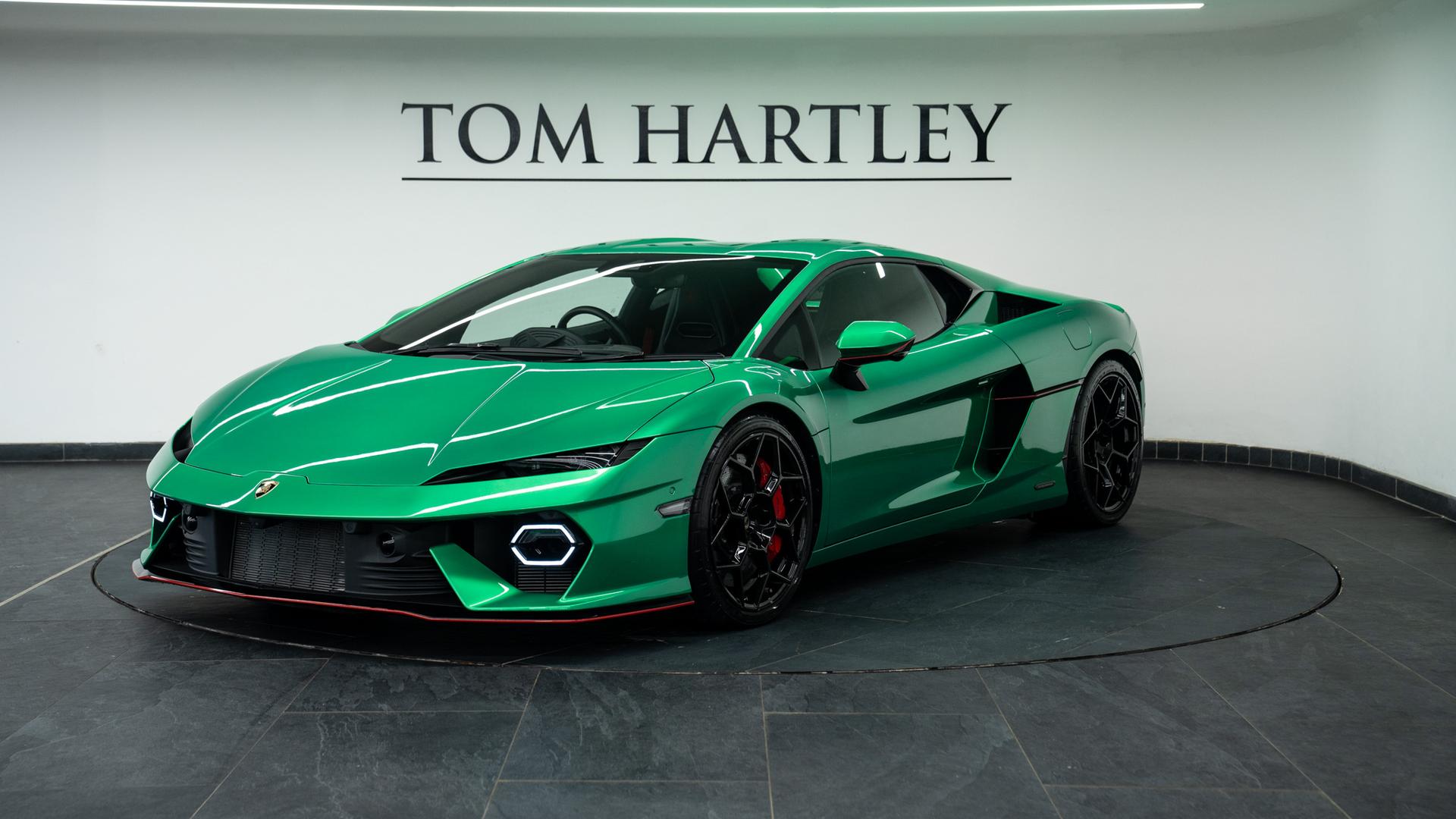 LAMBORGHINI Temerario Photo cd8b7211-cd25-479f-ba99-53fcc9598cd1.jpg