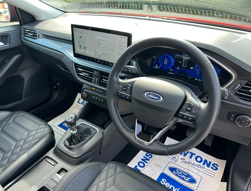 Ford Focus Photo cda7c1fc-d549-4fc2-9f11-252afd97f87b.jpg