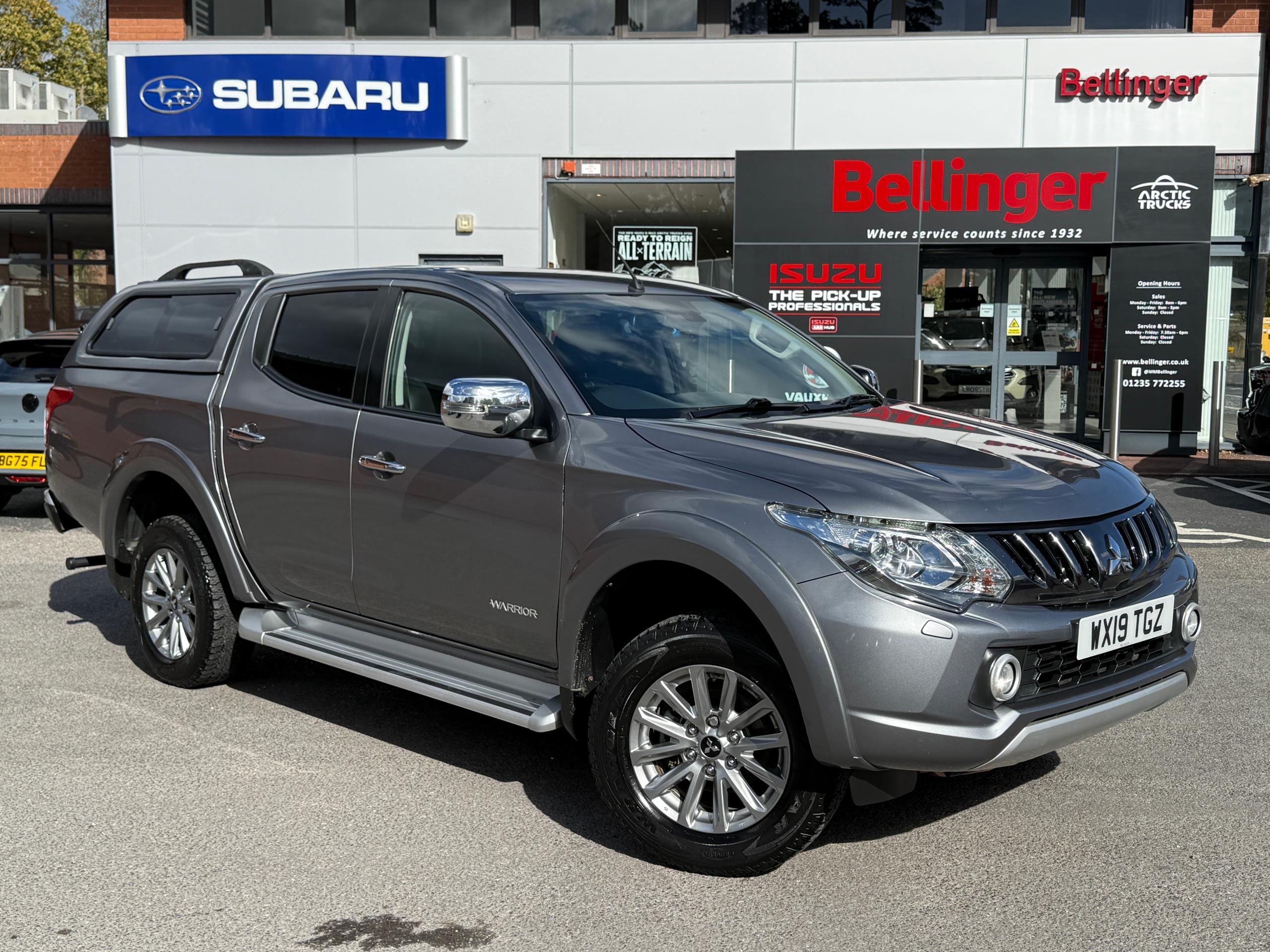 MITSUBISHI L200