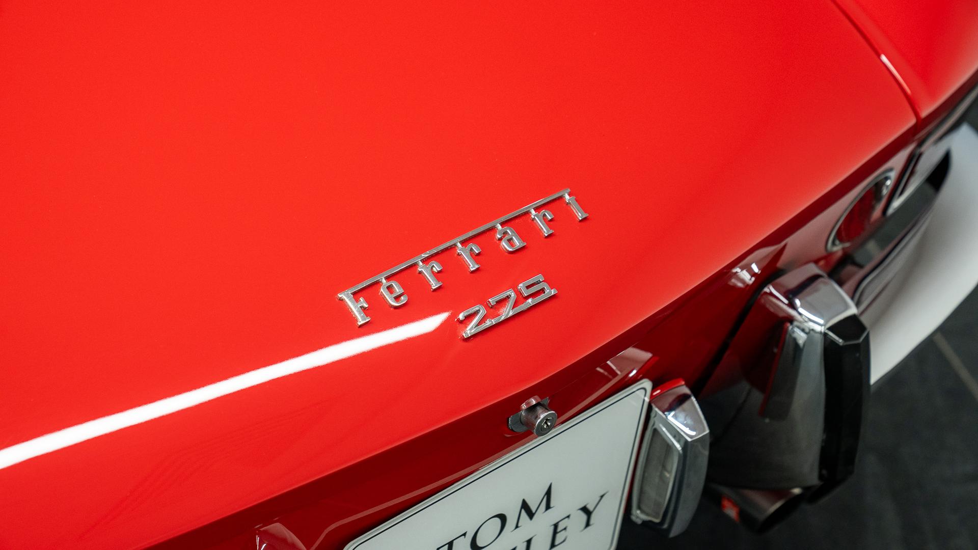 Ferrari 275 GTS Photo cdc14deb-be8b-4553-a64b-df364a3426e7.jpg