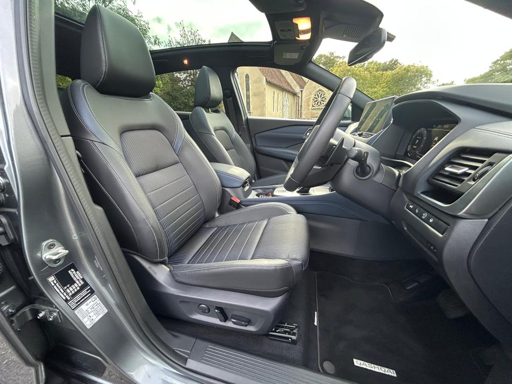 Used Nissan Qashqai LR73UWG 29