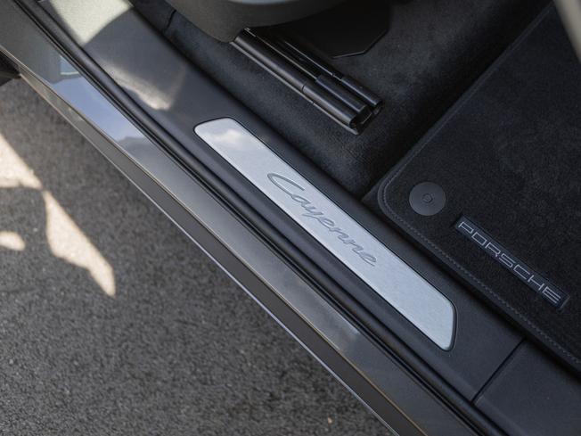 PORSCHE Cayenne Photo 30